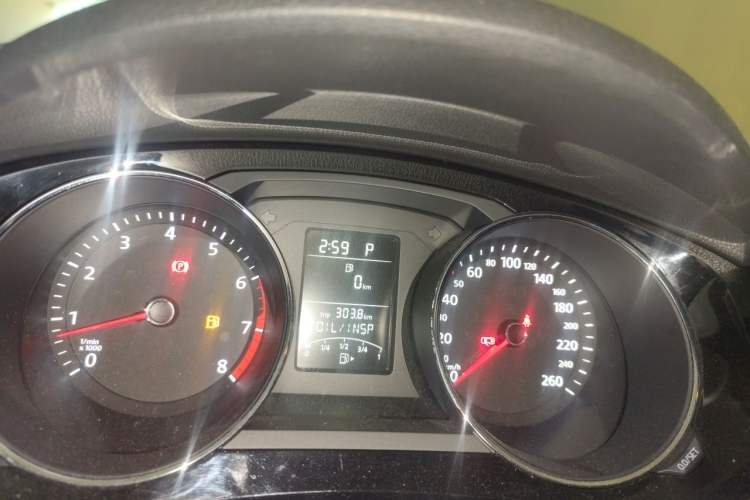 Used Volkswagen Sagitar 2018 1.6L Automatic Comfort Model Instrument Cluster
