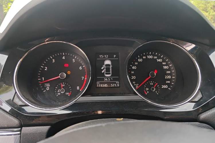 Used Volkswagen Sagitar 2018 280TSI DSG Ignite Edition Instrument Cluster
