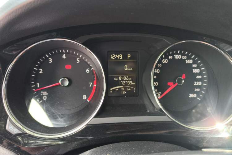 Used Volkswagen Sagitar 2018 1.6L Automatic Comfort Model Instrument Cluster