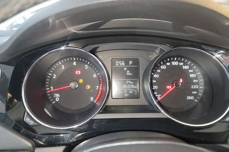 Used Volkswagen Sagitar 2018 1.6L Automatic Comfort Model Instrument Cluster