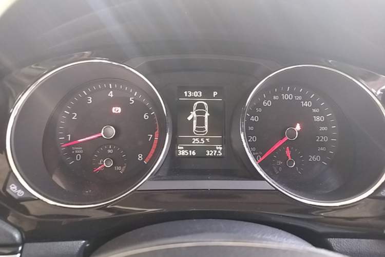 Used Volkswagen Sagitar 2018 180TSI DSG Prestige Edition Instrument Cluster