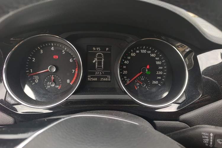 Used Volkswagen Sagitar 2018 280TSI DSG Ignite Edition Instrument Cluster