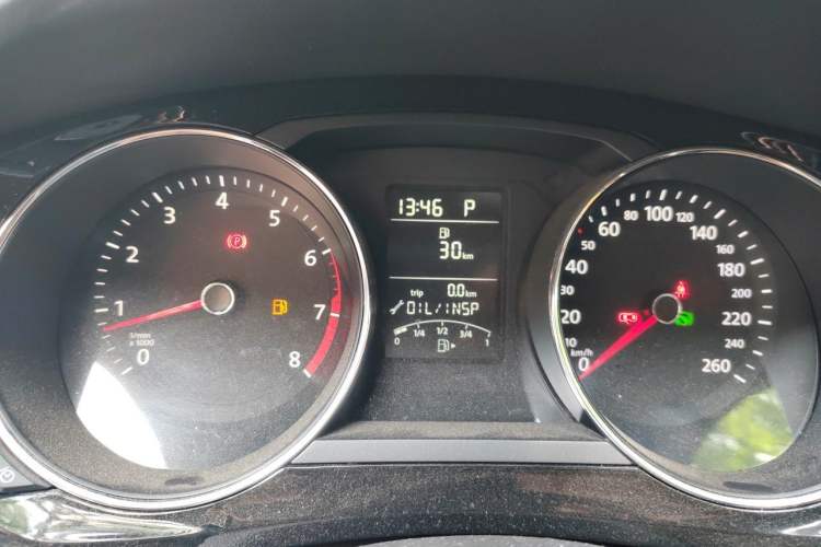 Used Volkswagen Sagitar 2018 1.6L Automatic Comfort Model Instrument Cluster