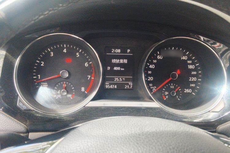 Used Volkswagen Sagitar 2018 280TSI DSG Comfort Model Instrument Cluster