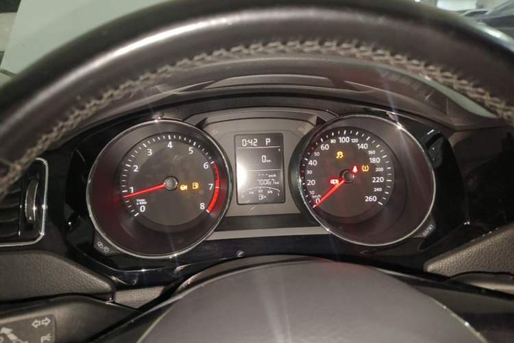 Used Volkswagen Sagitar 2018 1.6L Automatic Comfort Model Instrument Cluster