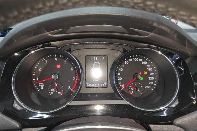 Used Volkswagen Sagitar 2018 280TSI DSG Ignite Edition Instrument Cluster