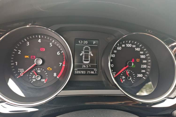 Used Volkswagen Sagitar 2018 280TSI DSG Ignite Edition Instrument Cluster