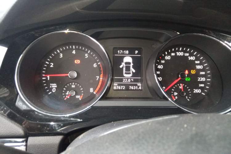 Used Volkswagen Sagitar 2018 280TSI DSG Ignite Edition Instrument Cluster