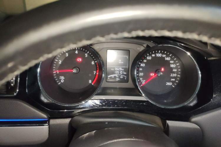 Used Volkswagen Sagitar 2018 1.6L Manual Comfort Model Instrument Cluster