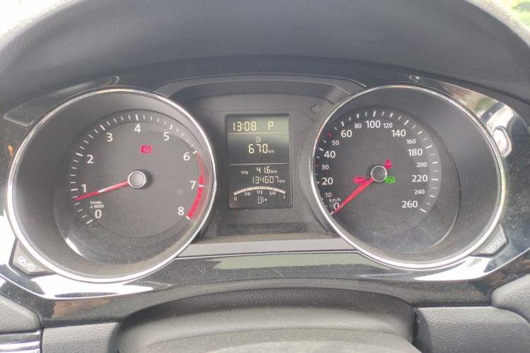 Used Volkswagen Sagitar 2018 1.6L Automatic Comfort Model Instrument Cluster