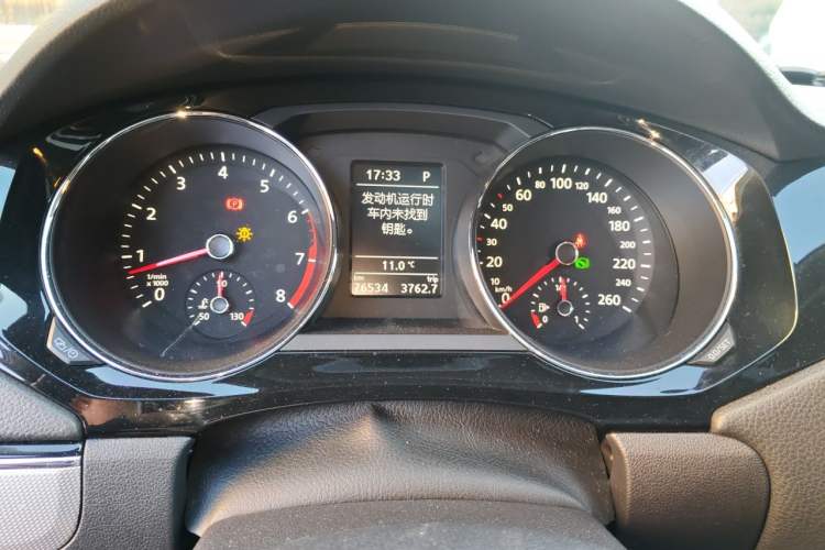 Used Volkswagen Sagitar 2018 180TSI DSG Prestige Edition Instrument Cluster