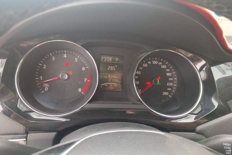 Used Volkswagen Sagitar 2018 1.6L Automatic Comfort Model Instrument Cluster