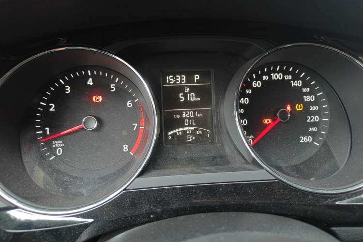 Used Volkswagen Sagitar 2018 1.6L Automatic Comfort Model Instrument Cluster