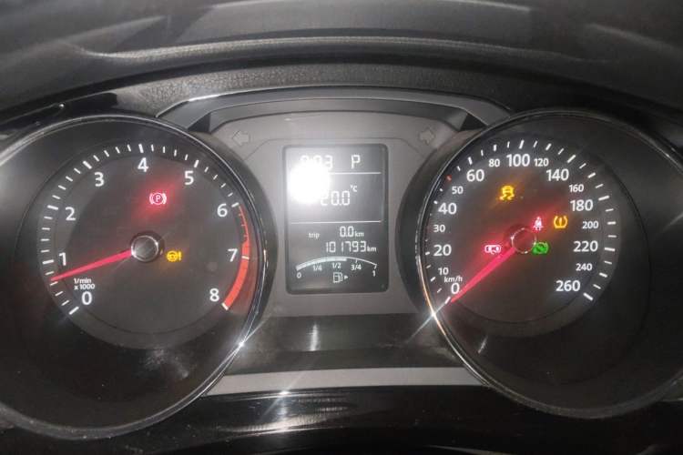 Used Volkswagen Sagitar 2018 1.6L Automatic Comfort Model Instrument Cluster