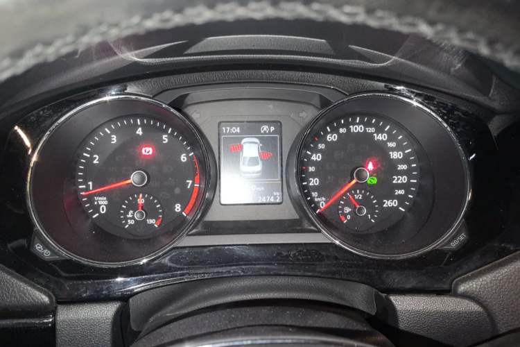 Used Volkswagen Sagitar 2018 280TSI DSG Luxury Model Instrument Cluster