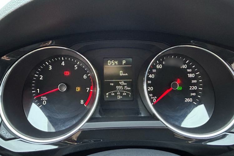 Used Volkswagen Sagitar 2018 1.6L Automatic Comfort Model Instrument Cluster