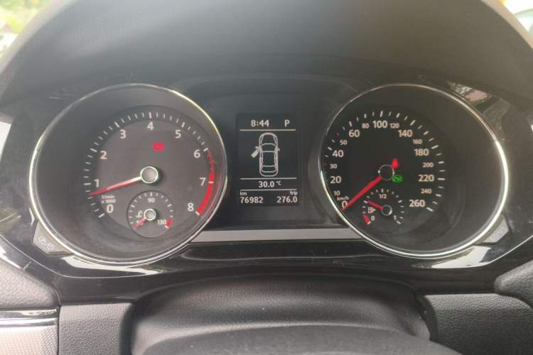 Used Volkswagen Sagitar 2018 180TSI DSG Prestige Edition Instrument Cluster