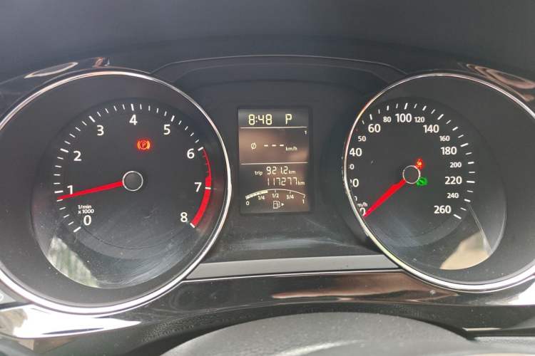 Used Volkswagen Sagitar 2018 1.6L Automatic Comfort Model Instrument Cluster