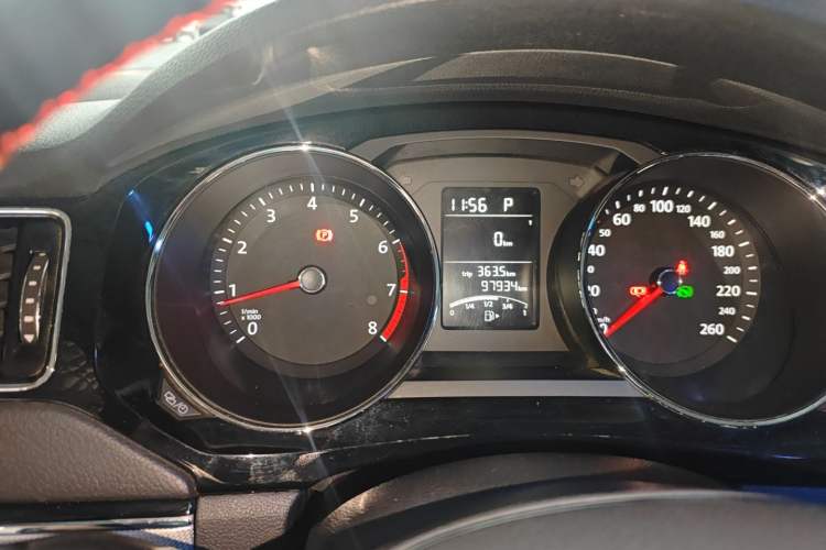 Used Volkswagen Sagitar 2018 1.6L Automatic Comfort Model Instrument Cluster