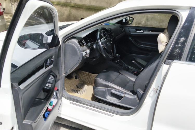 Used Volkswagen Sagitar 2018 280TSI DSG Comfort Model Interior 3