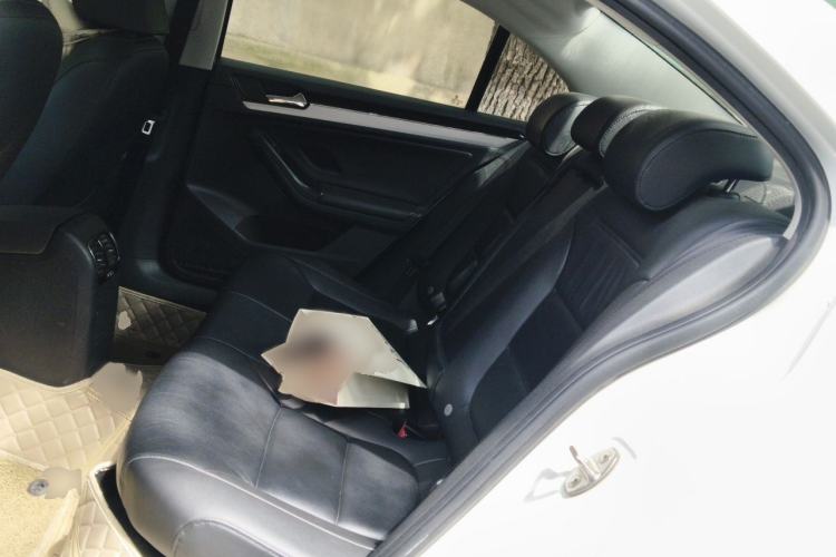 Used Volkswagen Sagitar 2018 280TSI DSG Comfort Model Interior 4