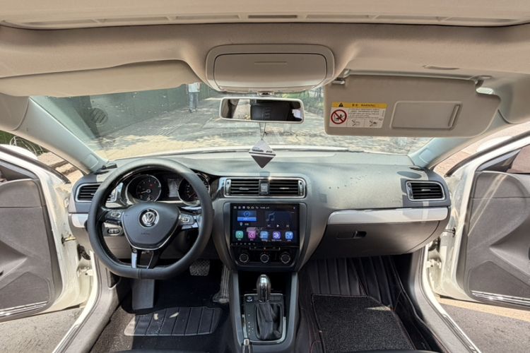 Used Volkswagen Sagitar 2018 280TSI DSG Comfort Model Interior 4
