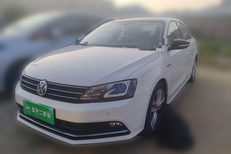 Used Volkswagen Sagitar 2018 280TSI DSG Luxury Model Guazi used car, China used car export, Used car for sale, Used cars, Cheapest cars for sale