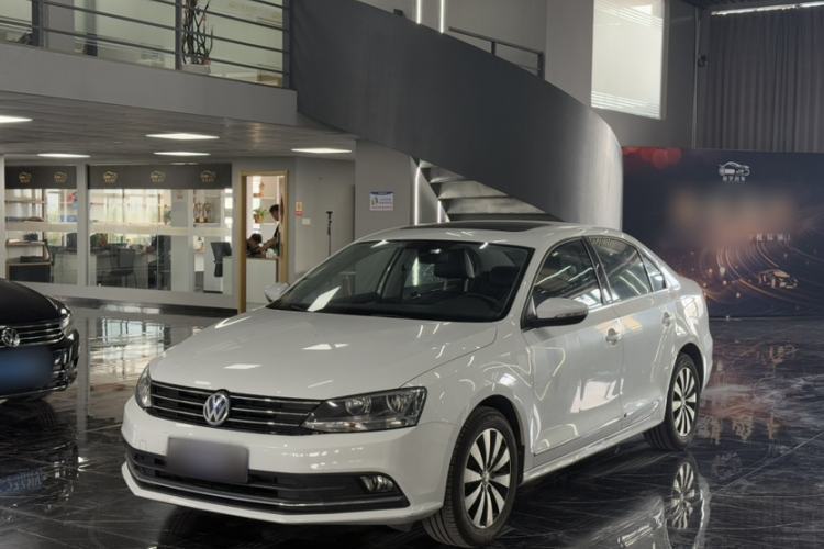 Used Volkswagen Sagitar 2018 1.6L Automatic Comfort Model Guazi used car, China used car export, Used car for sale, Used Volkswagen cars, Cheapest cars for sale