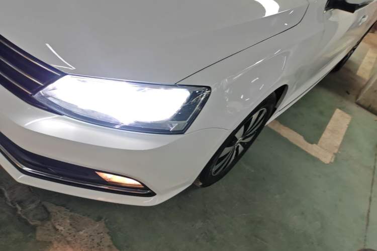 Used Volkswagen Sagitar 2018 180TSI DSG Prestige Edition Left Front Headlight