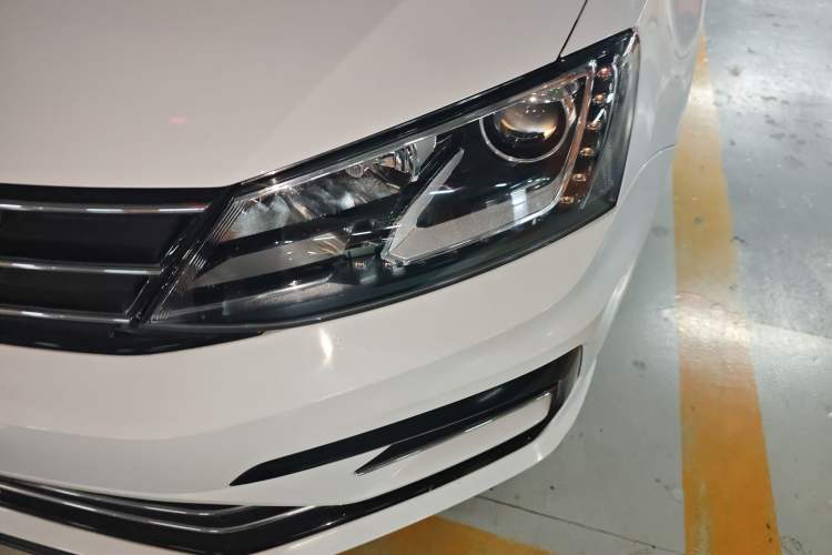 Used Volkswagen Sagitar 2018 280TSI DSG Ignite Edition Left Front Headlight