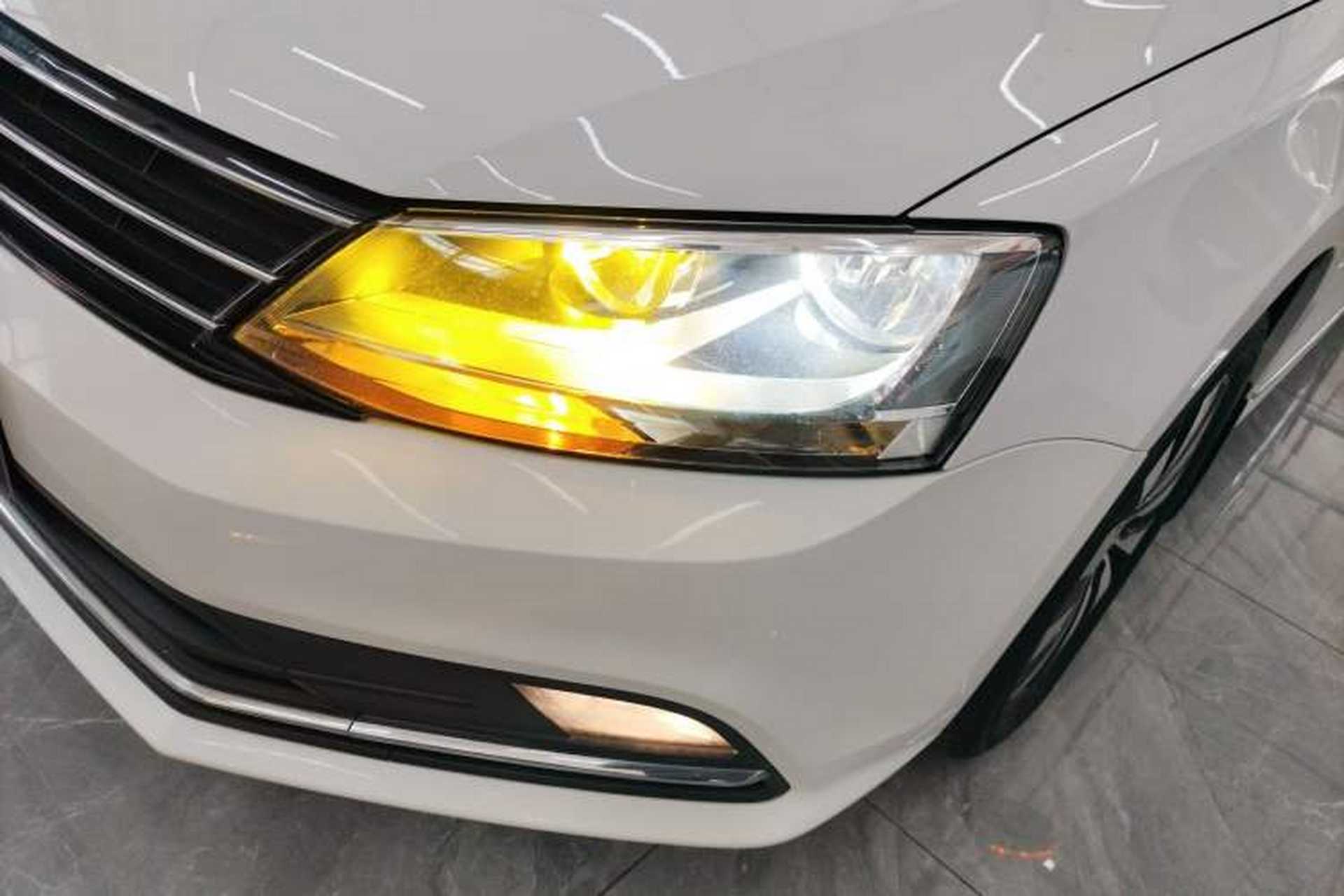 Used Volkswagen Sagitar 2018 1.6L Automatic Comfort Model Left Front Headlight