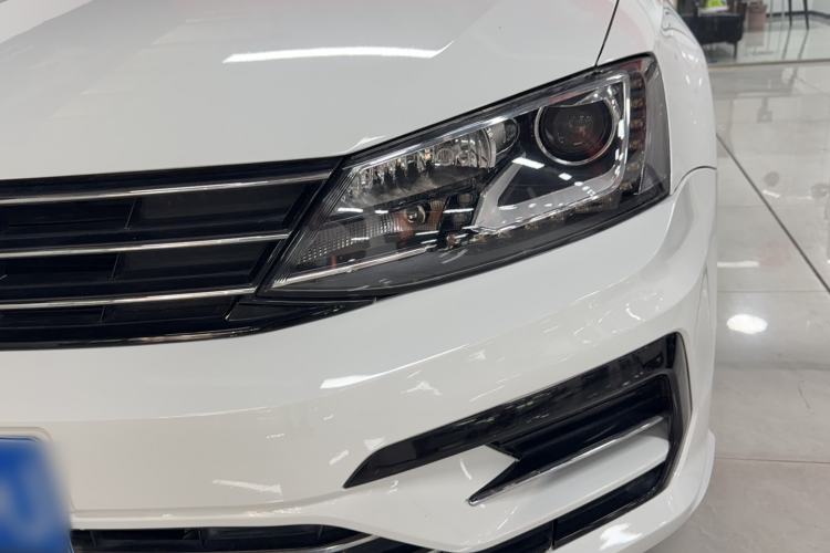 Used Volkswagen Sagitar 2018 280TSI DSG Ignite Edition Left Front Headlight