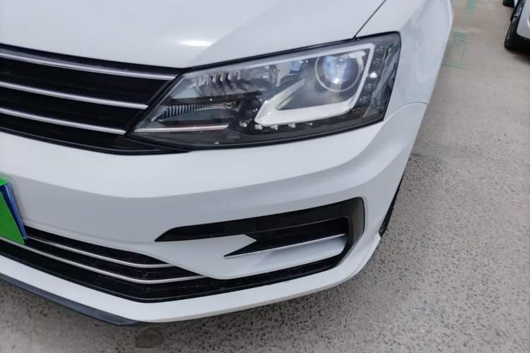 Used Volkswagen Sagitar 2018 280TSI DSG Ignite Edition Left Front Headlight