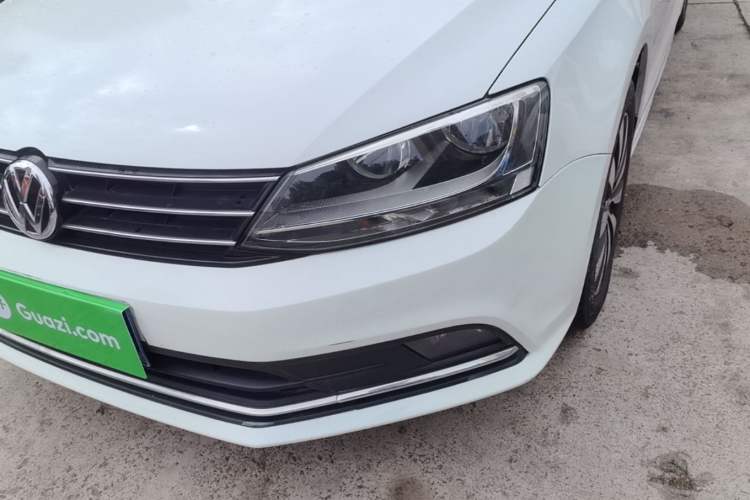 Used Volkswagen Sagitar 2018 280TSI DSG Comfort Model Left Front Headlight