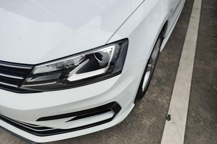 Used Volkswagen Sagitar 2018 280TSI DSG Ignite Edition Left Front Headlight
