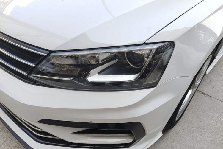 Used Volkswagen Sagitar 2018 280TSI DSG Ignite Edition Left Front Headlight