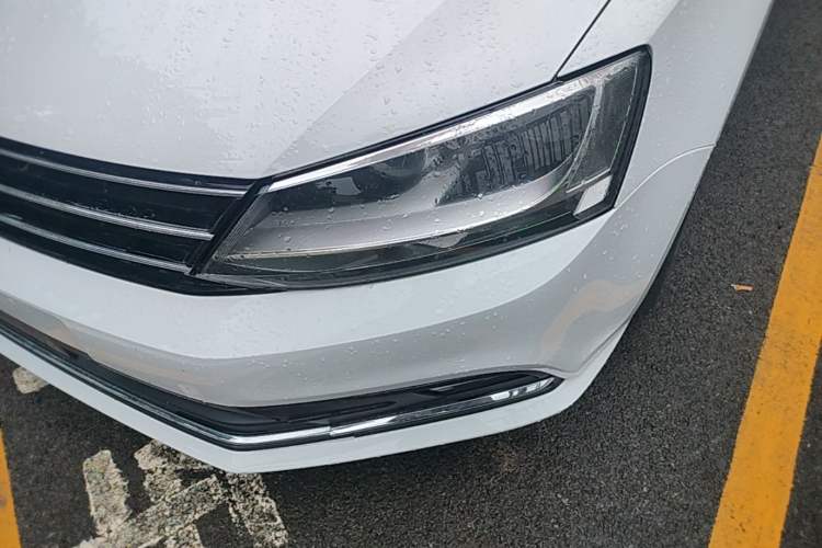 Used Volkswagen Sagitar 2018 180TSI DSG Prestige Edition Left Front Headlight