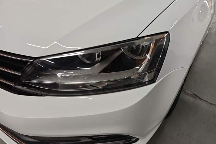 Used Volkswagen Sagitar 2018 280TSI DSG Comfort Model Left Front Headlight