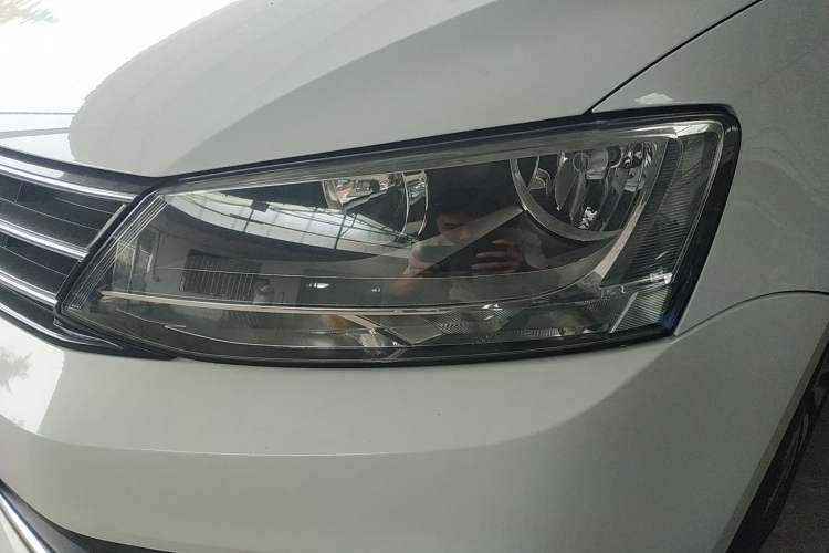 Used Volkswagen Sagitar 2018 280TSI DSG Comfort Model Left Front Headlight