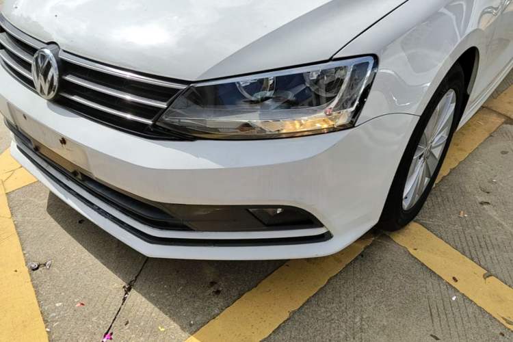 Used Volkswagen Sagitar 2018 1.6L Automatic Fashion Model Left Front Headlight