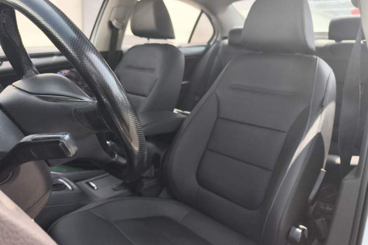 Used Volkswagen Sagitar 2018 1.6L Automatic Comfort Model Left Front Seat