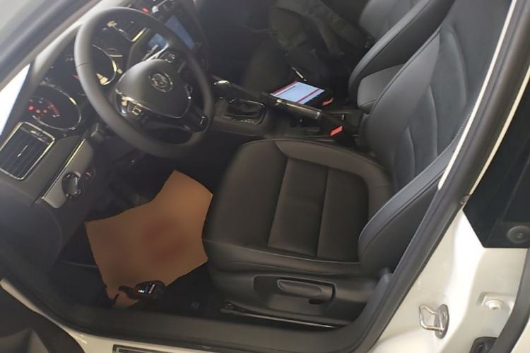 Used Volkswagen Sagitar 2018 1.6L Automatic Comfort Model Left Front Seat