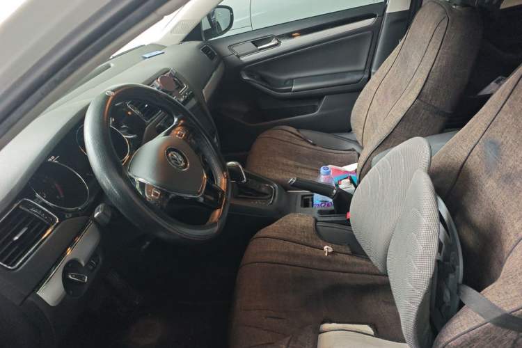 Used Volkswagen Sagitar 2018 280TSI DSG Ignite Edition Left Front Seat