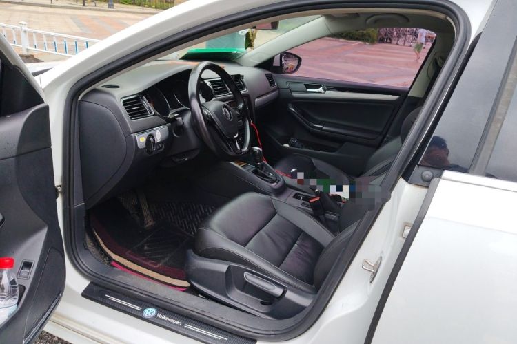 Used Volkswagen Sagitar 2018 280TSI DSG Ignite Edition Left Front Seat