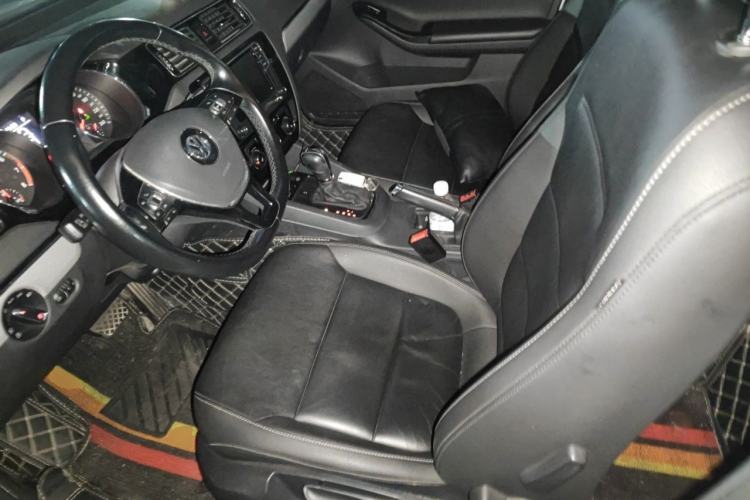 Used Volkswagen Sagitar 2018 180TSI DSG Prestige Edition Left Front Seat