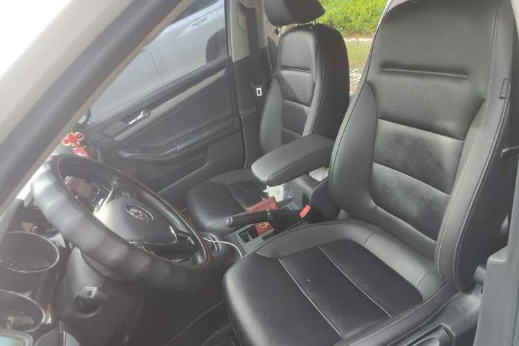 Used Volkswagen Sagitar 2018 1.6L Automatic Comfort Model Left Front Seat