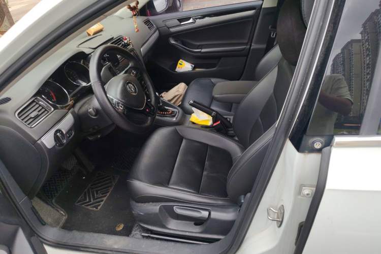 Used Volkswagen Sagitar 2018 180TSI DSG Prestige Edition Left Front Seat