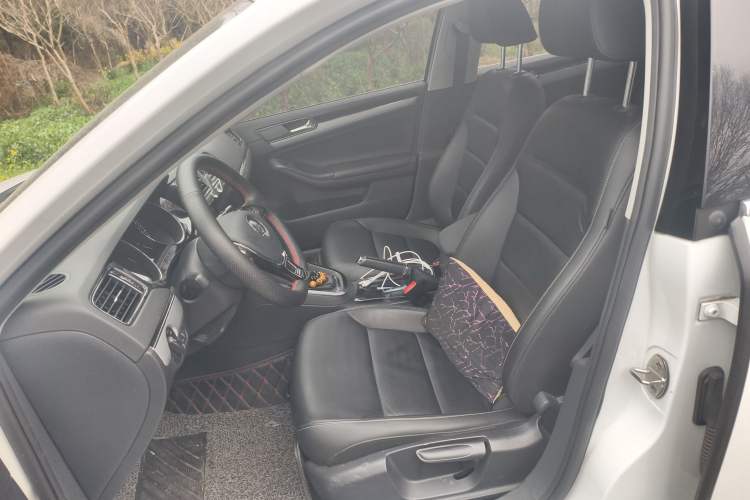 Used Volkswagen Sagitar 2018 1.6L Automatic Comfort Model Left Front Seat