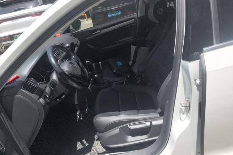 Used Volkswagen Sagitar 2018 280TSI DSG Ignite Edition Left Front Seat