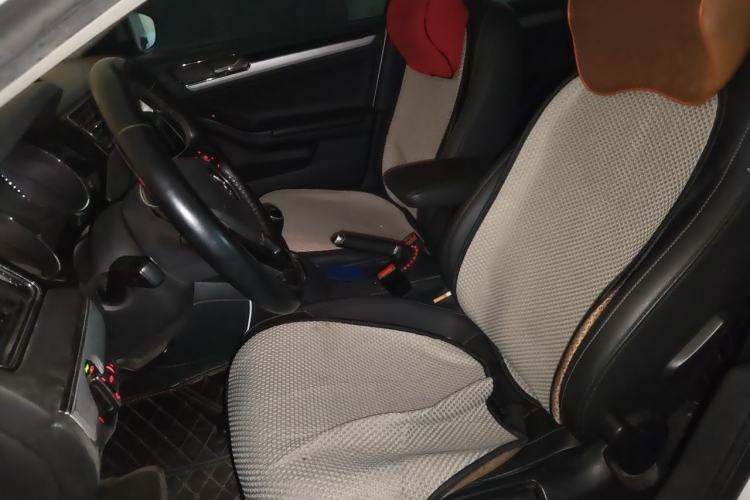 Used Volkswagen Sagitar 2018 1.6L Manual Comfort Model Left Front Seat